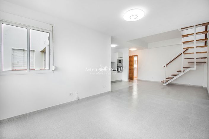 Image No.4-3 Bed Penthouse for sale