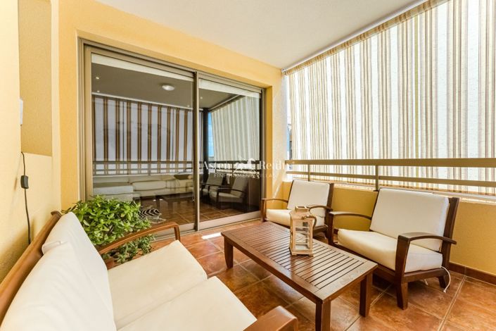 Image No.8-2 Bed House for sale