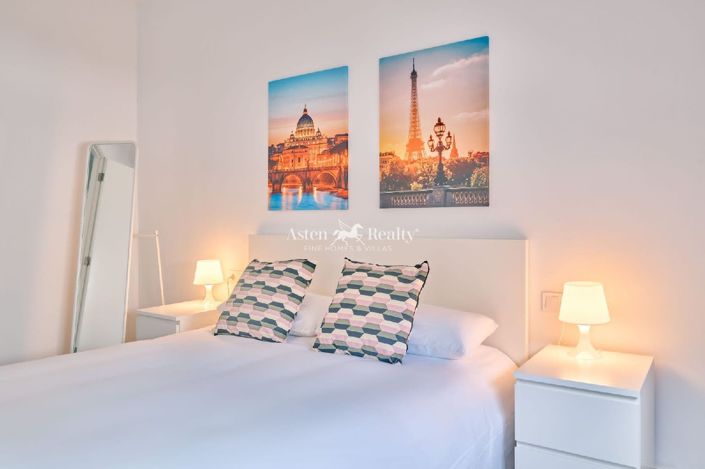 Image No.11-4 Bed Property for sale