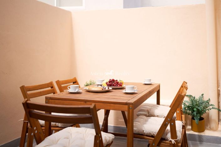 Image No.26-4 Bed Property for sale