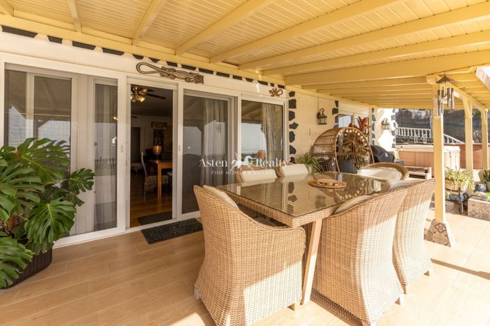 Image No.26-11 Bed Villa for sale