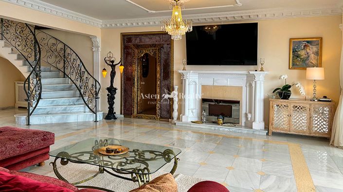 Image No.77-11 Bed Villa for sale