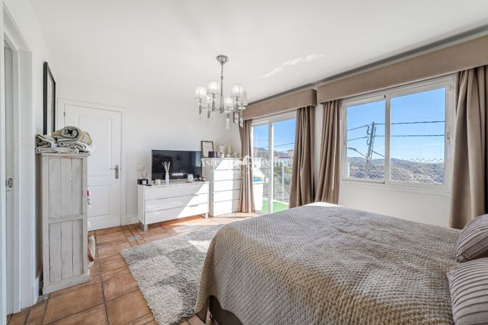 Image No.3-3 Bed Villa for sale