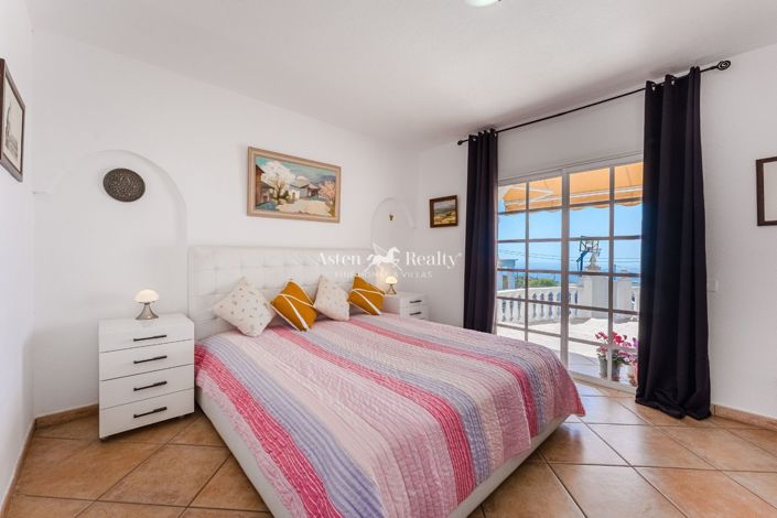 Image No.14-5 Bed Villa for sale