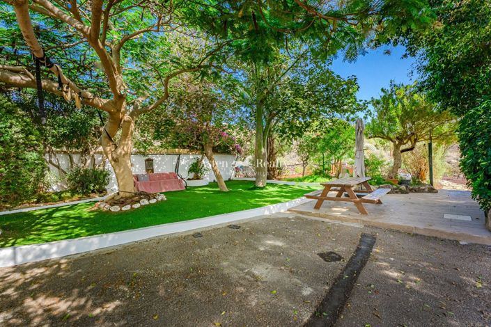 Image No.35-5 Bed Villa for sale