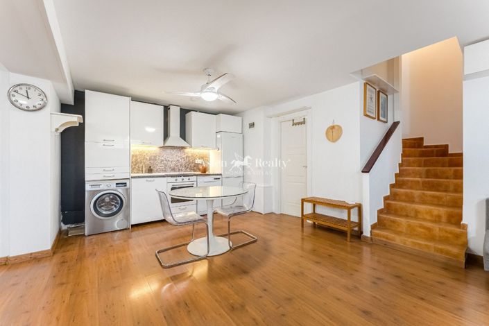 Image No.19-2 Bed House for sale