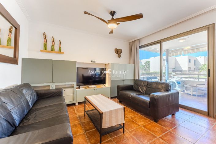 Image No.3-2 Bed House for sale