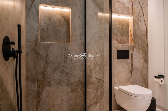 Image No.19-4 Bed Villa for sale