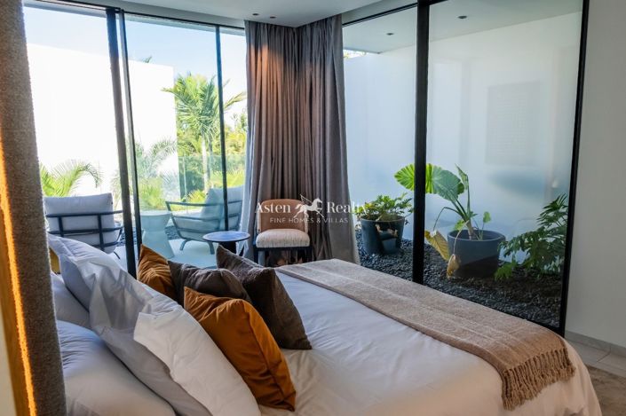 Image No.27-4 Bed Villa for sale