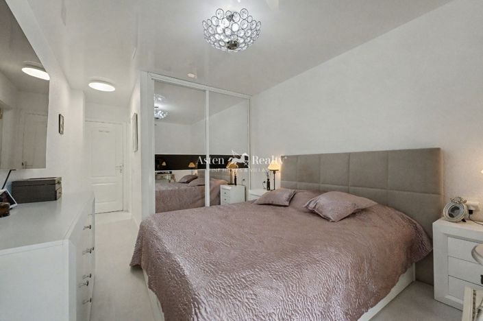 Image No.12-3 Bed Apartment for sale