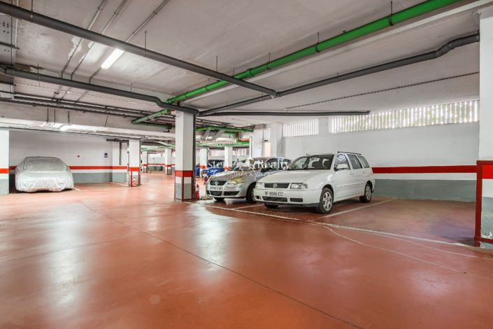 Image No.16-2 Bed Flat for sale