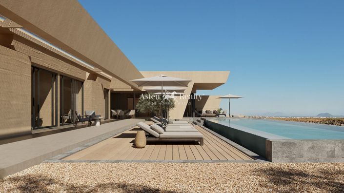 Image No.2-4 Bed Villa for sale