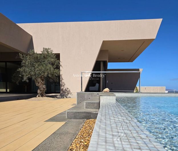 Image No.3-4 Bed Villa for sale