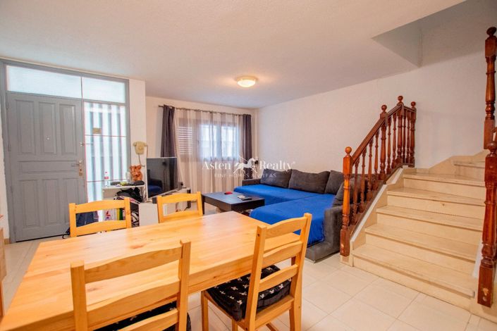 Image No.10-4 Bed House for sale