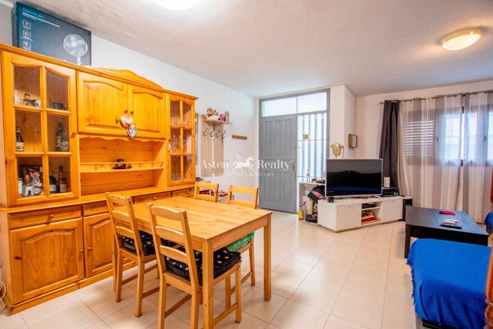 Image No.11-4 Bed House for sale