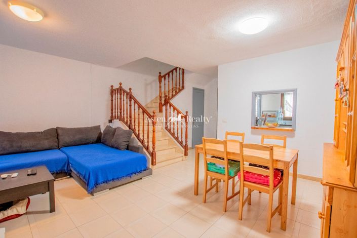 Image No.9-4 Bed House for sale