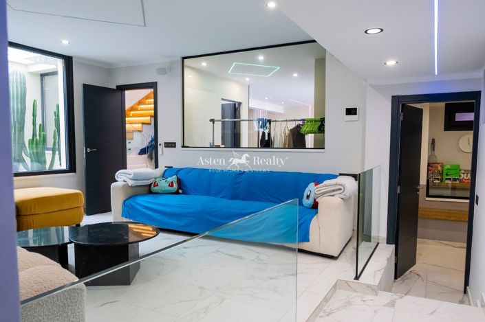 Image No.12-4 Bed Villa for sale