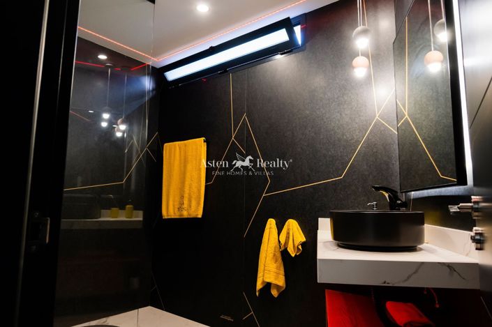 Image No.13-4 Bed Villa for sale