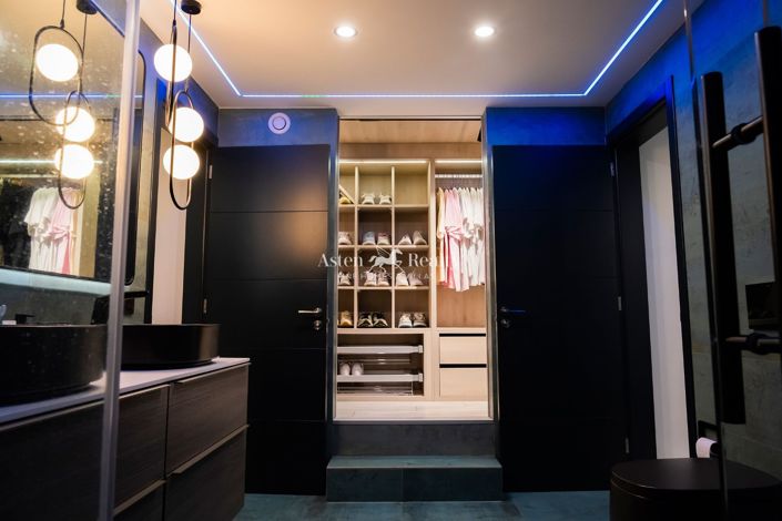 Image No.18-4 Bed Villa for sale