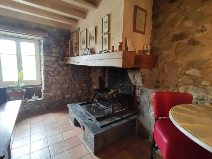 Image No.6-6 Bed House for sale