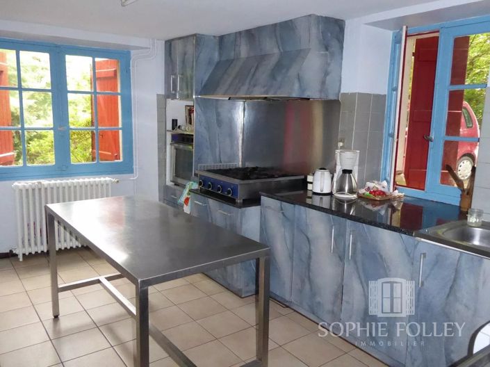 Image No.6-5 Bed House for sale