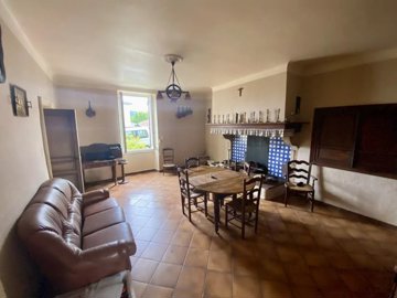 fb979217072618662c05e8952a826eb309320f00d6192