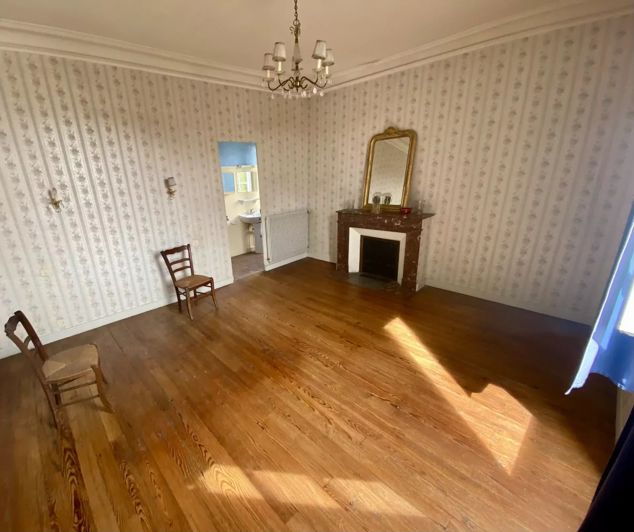 Image No.9-5 Bed House for sale