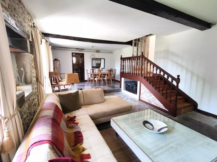 Image No.14-6 Bed House for sale