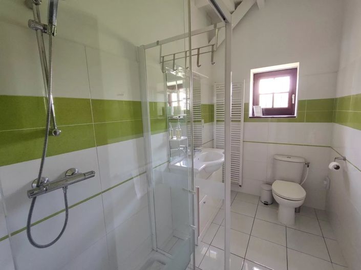 Image No.19-6 Bed House for sale