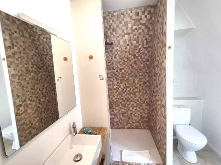 Image No.19-7 Bed House for sale