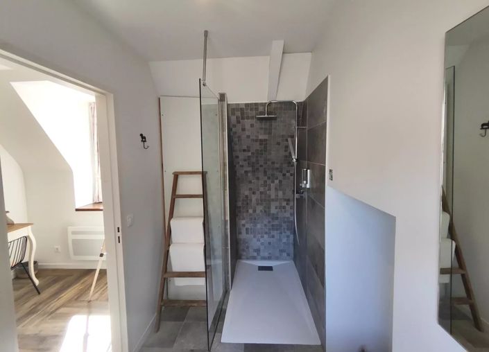 Image No.22-7 Bed House for sale