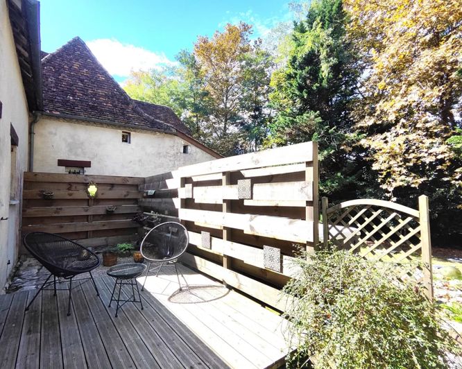 Image No.28-7 Bed House for sale