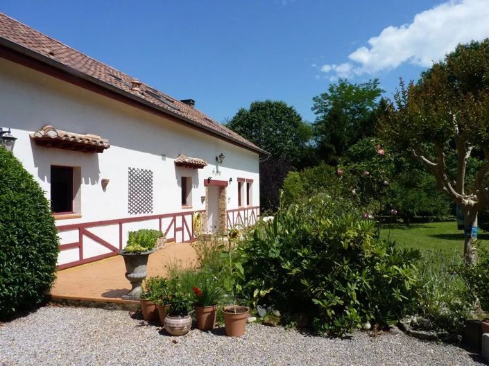 Image No.8-3 Bed House for sale