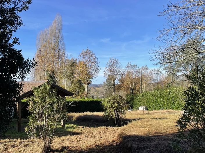 Image No.10-3 Bed House for sale