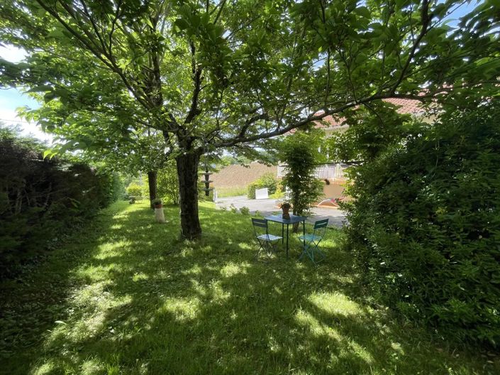 Image No.10-3 Bed House for sale