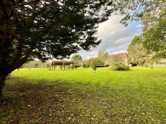 Image No.17-4 Bed House for sale