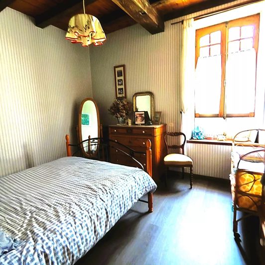 Image No.15-7 Bed House for sale