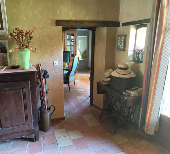 Image No.19-7 Bed House for sale