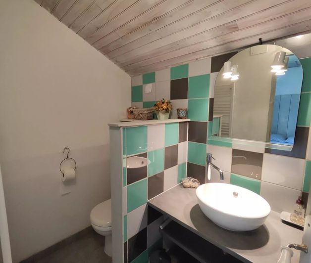 Image No.23-7 Bed House for sale