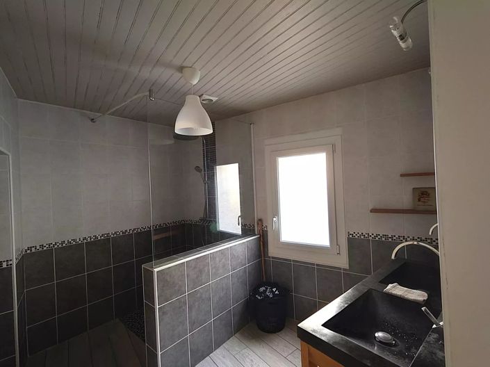 Image No.15-8 Bed House for sale