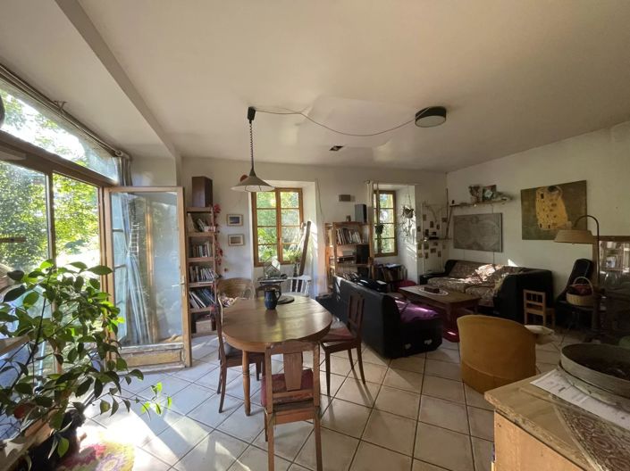 Image No.2-3 Bed House for sale