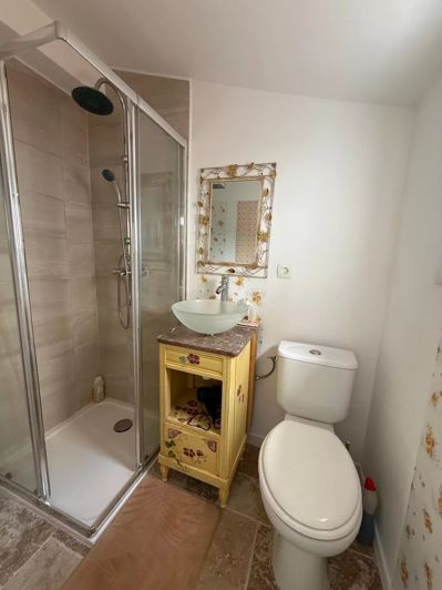 Image No.13-6 Bed House for sale