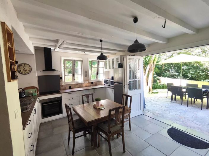 Image No.6-2 Bed House for sale