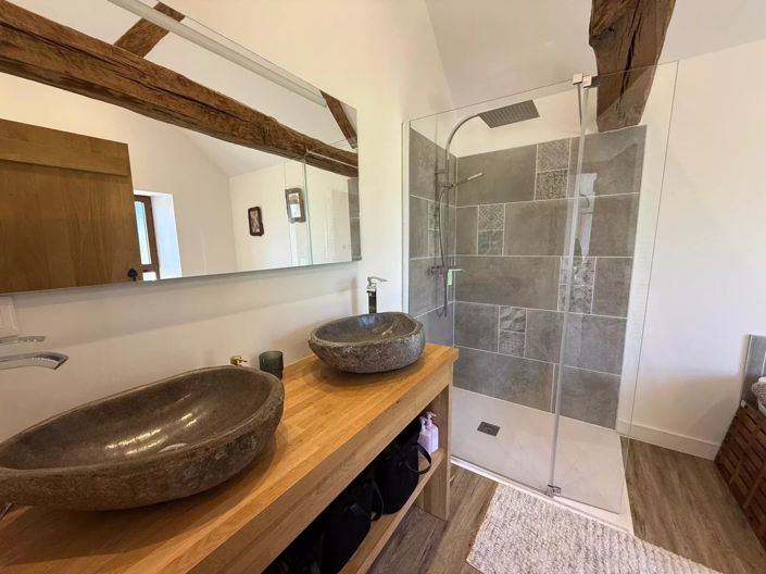 Image No.15-4 Bed House for sale