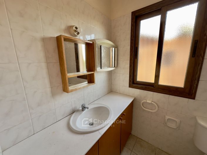 Image No.10-3 Bed Villa for sale