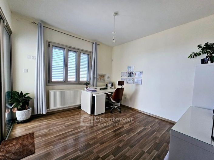 Image No.22-4 Bed Bungalow for sale