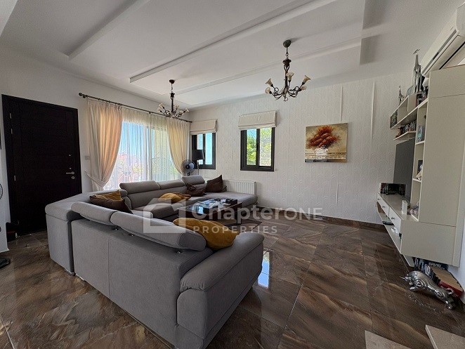 Image No.8-3 Bed Villa for sale