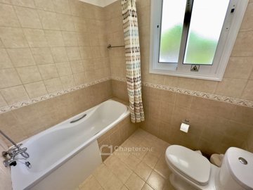Ground Floor Apartment For Sale  in  Kato Paphos - Universal