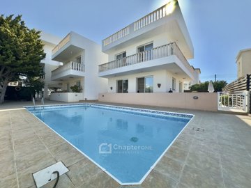 Ground Floor Apartment For Sale  in  Kato Paphos - Universal
