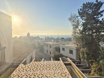 Apartment For Sale  in  Chlorakas